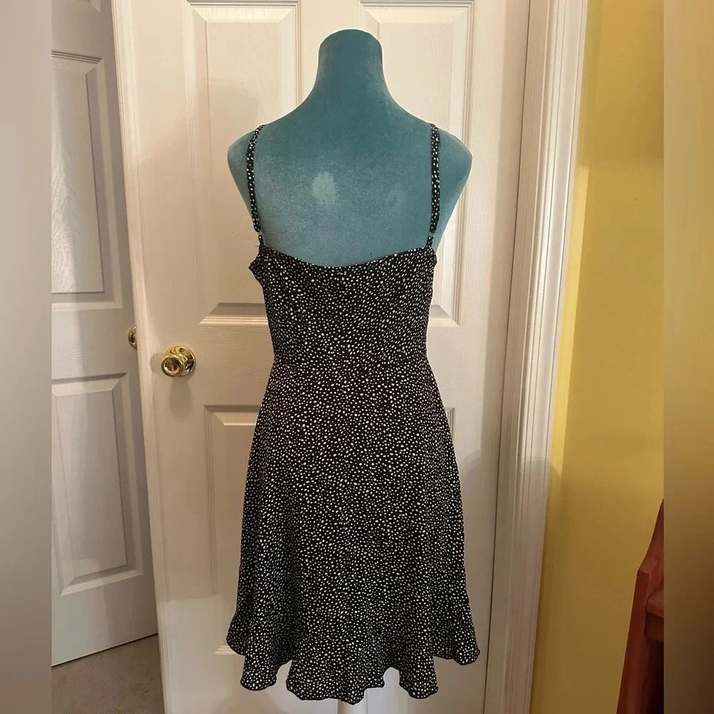 Polka dot spaghetti strap wrap dress - Picture 5 of 10